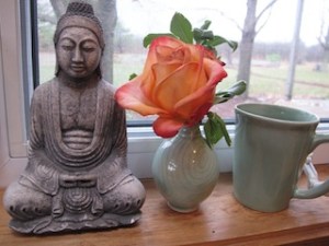 buddha_and_flower